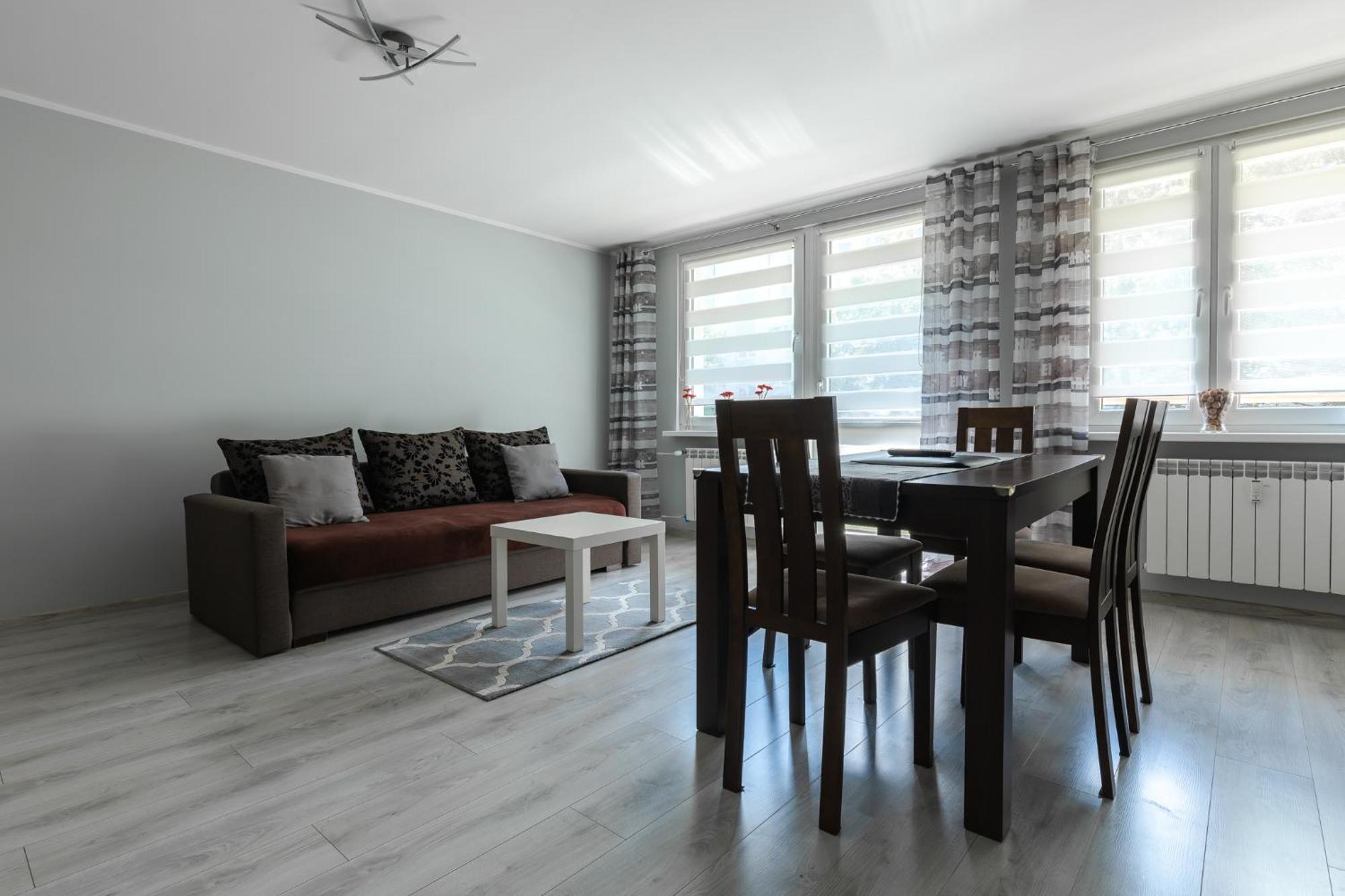 Apartament Przy Termach Cieplickich Julcia Jelenia Gora Exterior photo