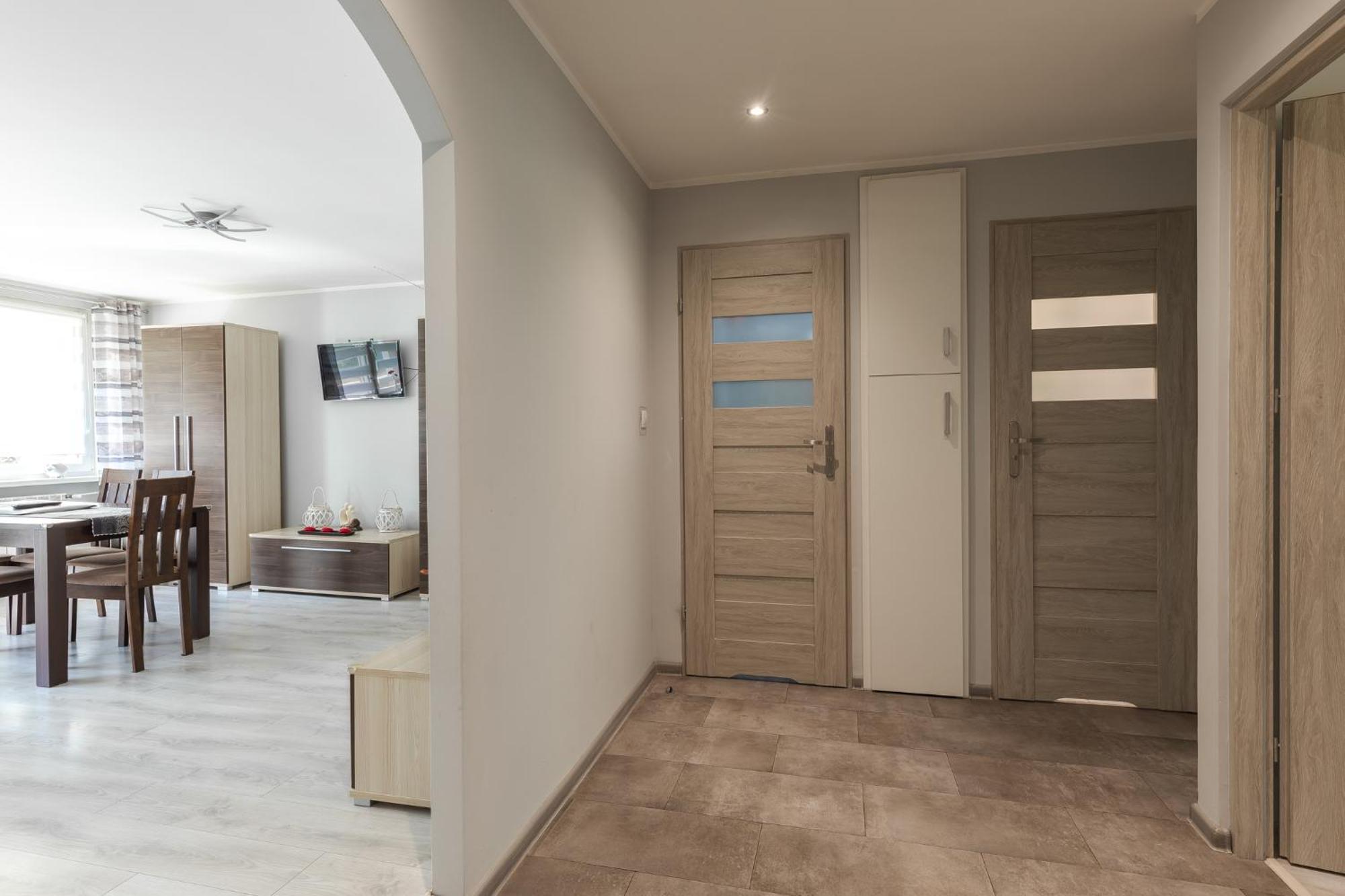 Apartament Przy Termach Cieplickich Julcia Jelenia Gora Exterior photo